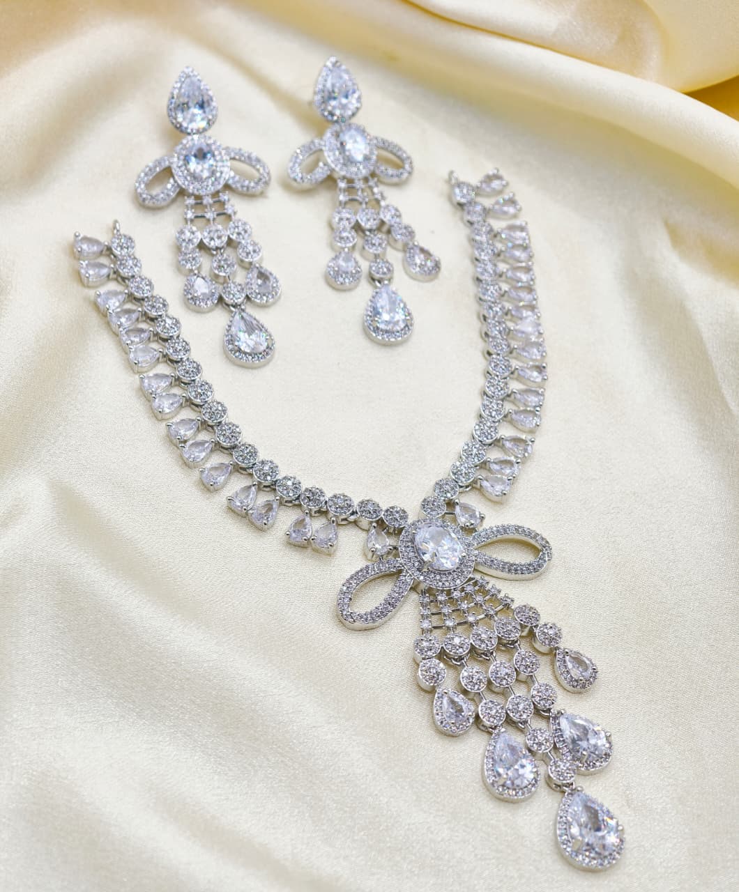 American diamond stone necklace with earrings