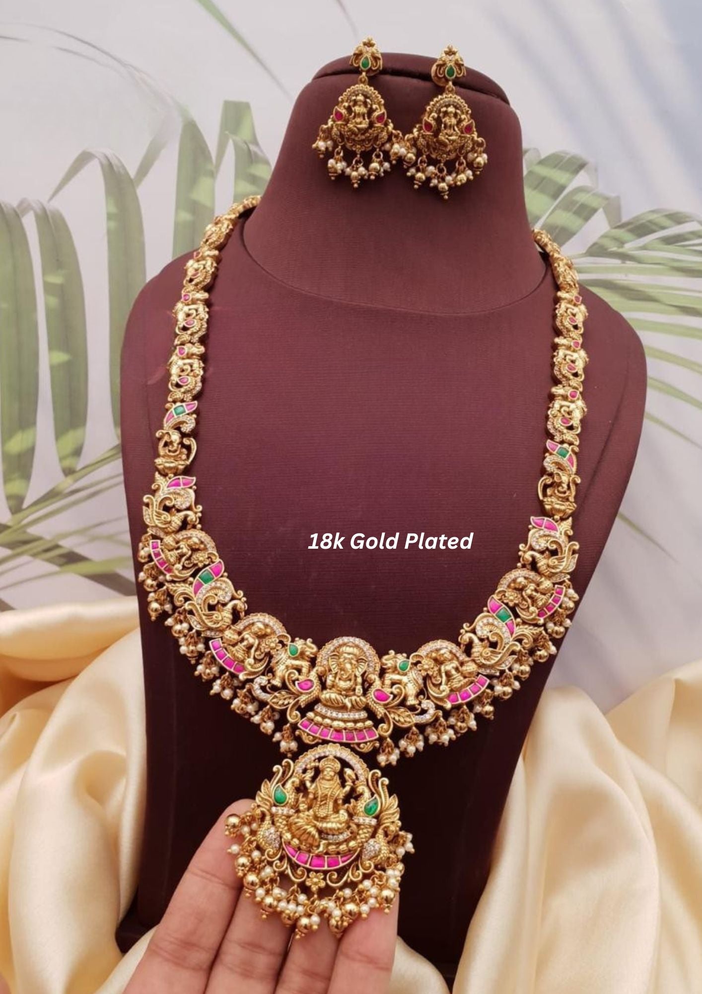 Jadau Kundan stone temple jewelry gold plated necklace with earrings