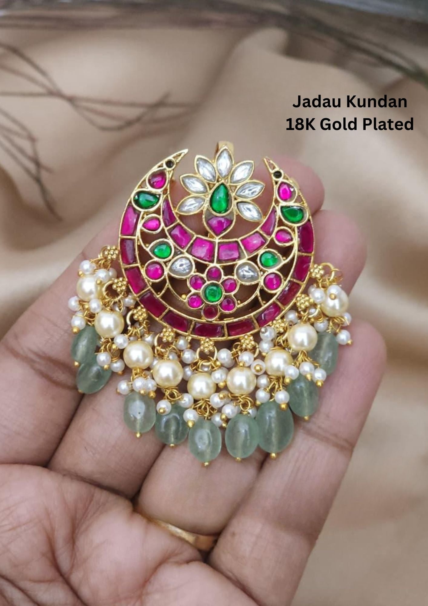 Jadau kundan and beads pendent