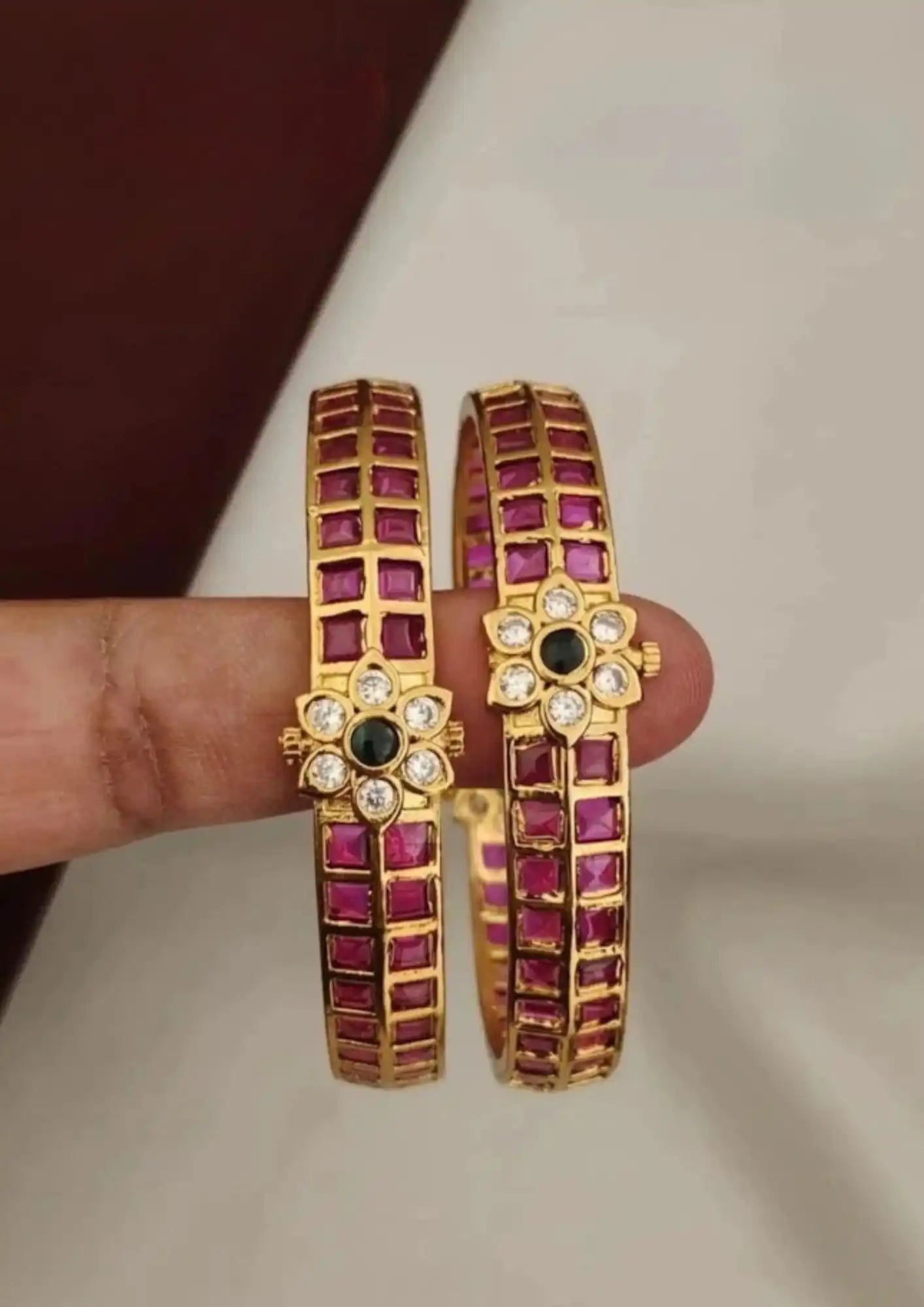 Jadau Kundan stone gold plated bangles