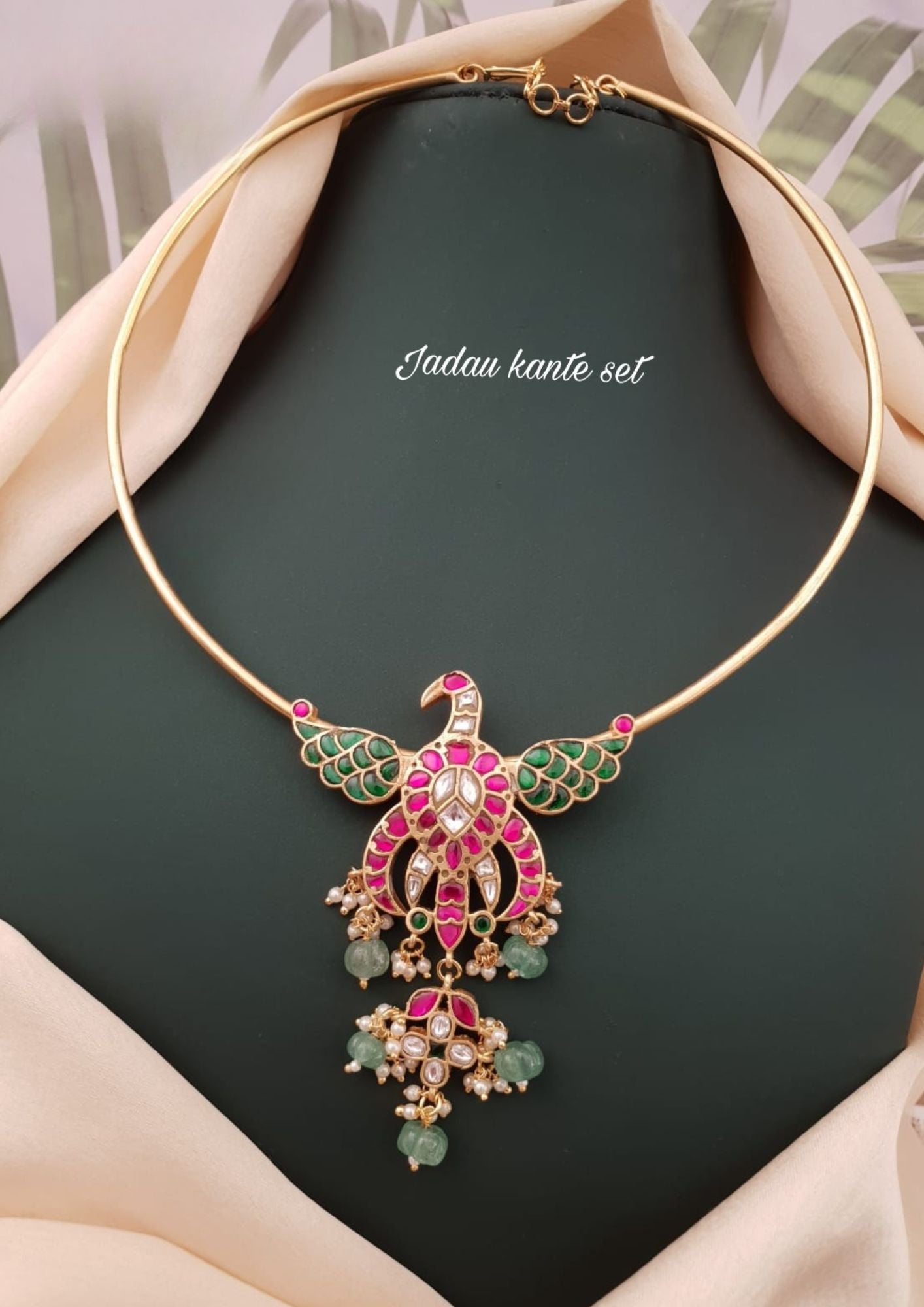Jadau kundan stone and beads necklace