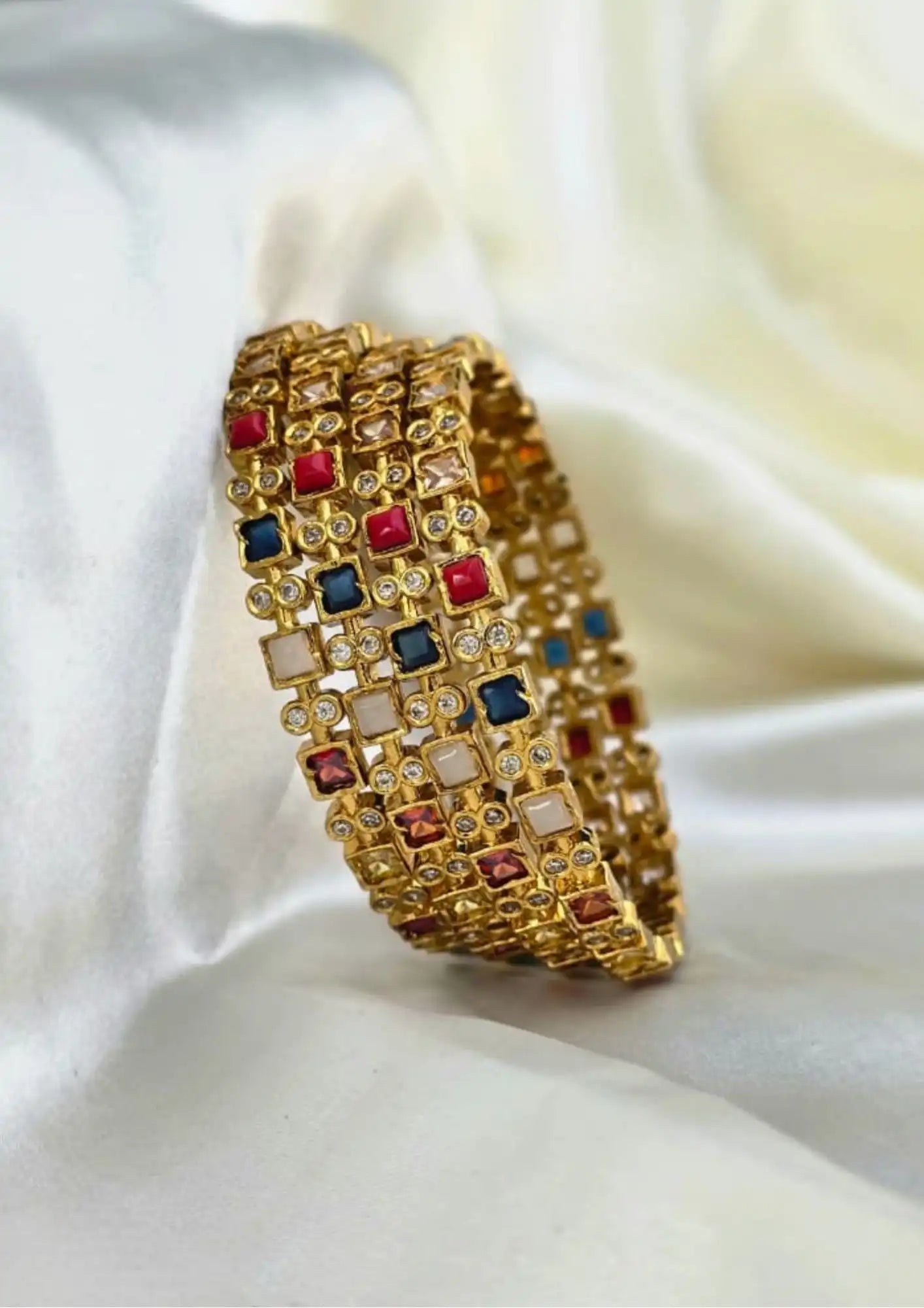 Kundan stones gold plated bangles set of 4